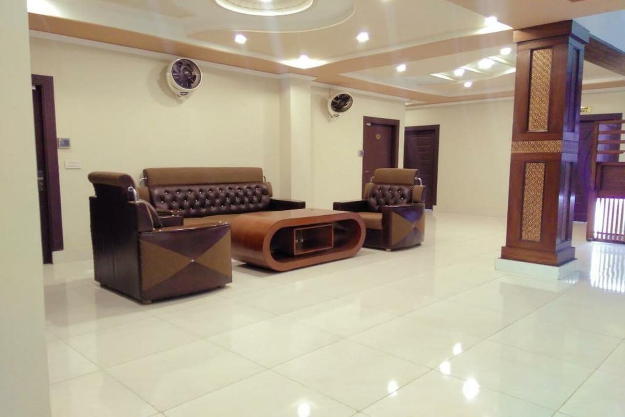 Hotel Crown Inn Multan Eksteriør bilde