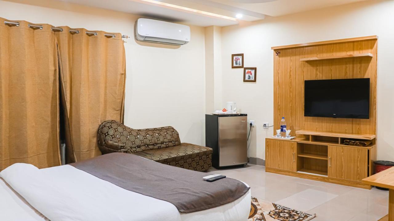Hotel Crown Inn Multan Eksteriør bilde