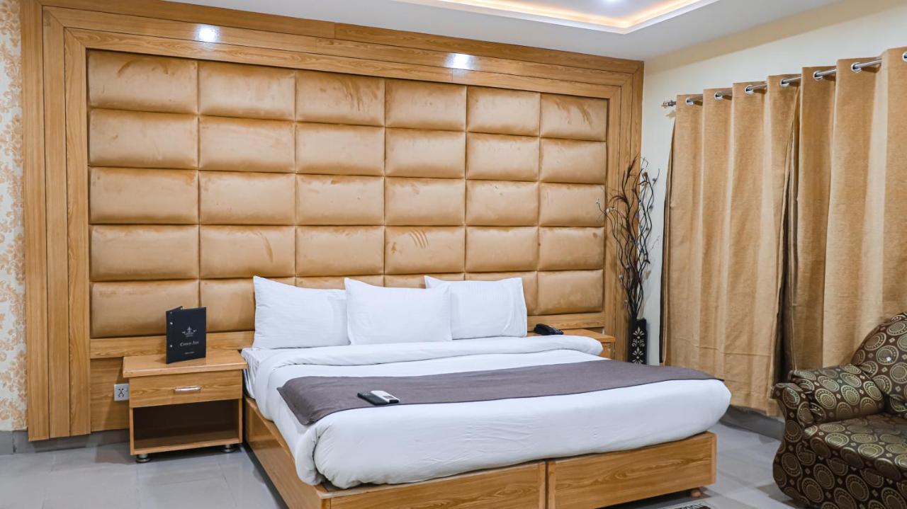Hotel Crown Inn Multan Eksteriør bilde