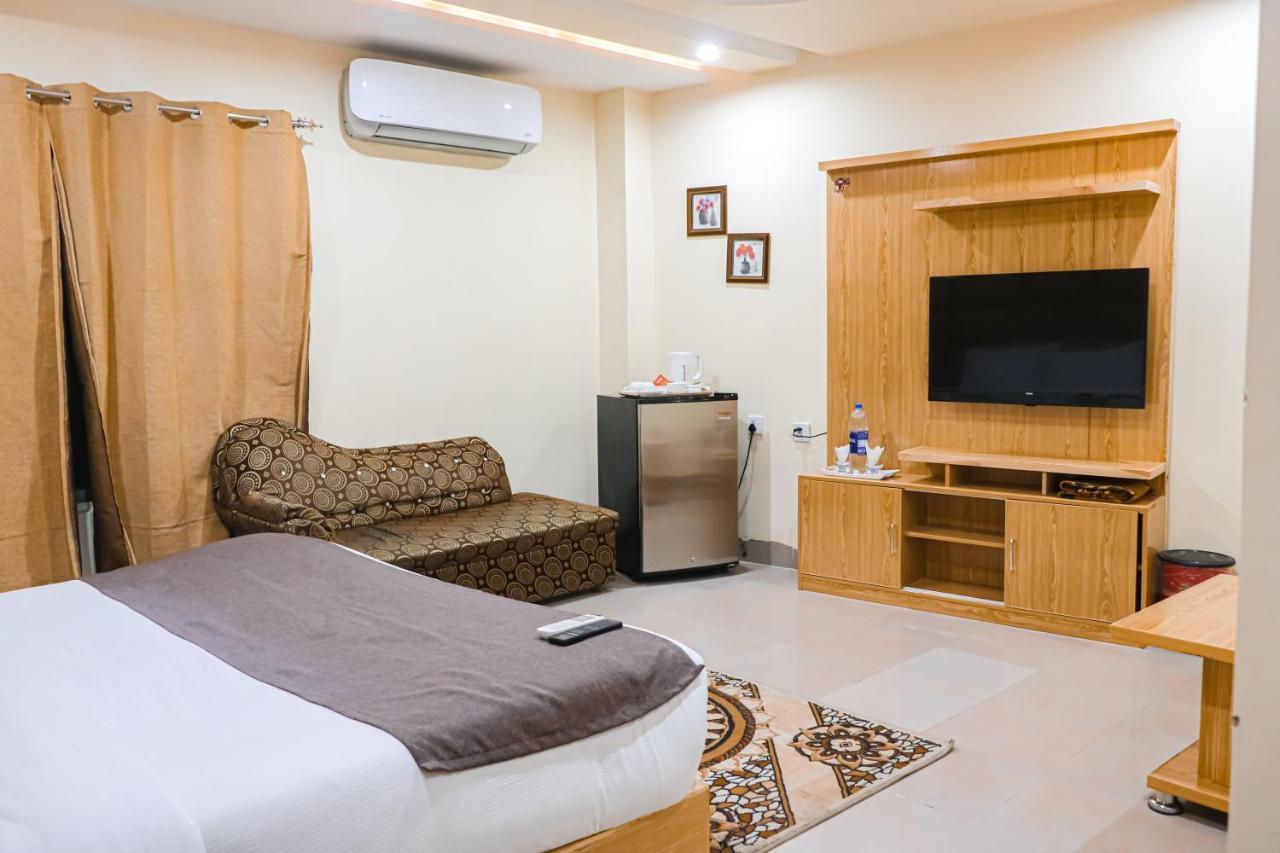 Hotel Crown Inn Multan Eksteriør bilde