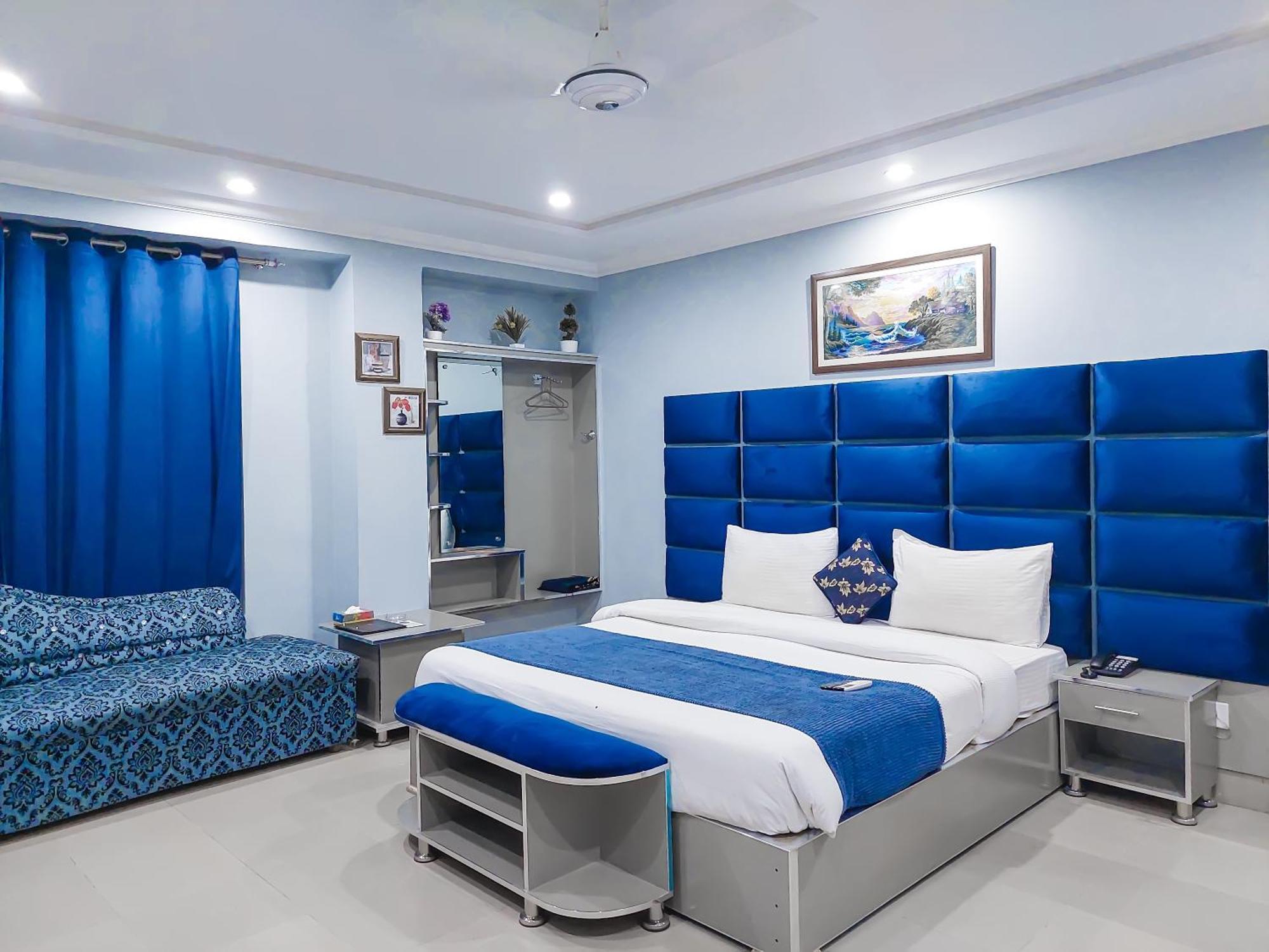 Hotel Crown Inn Multan Eksteriør bilde