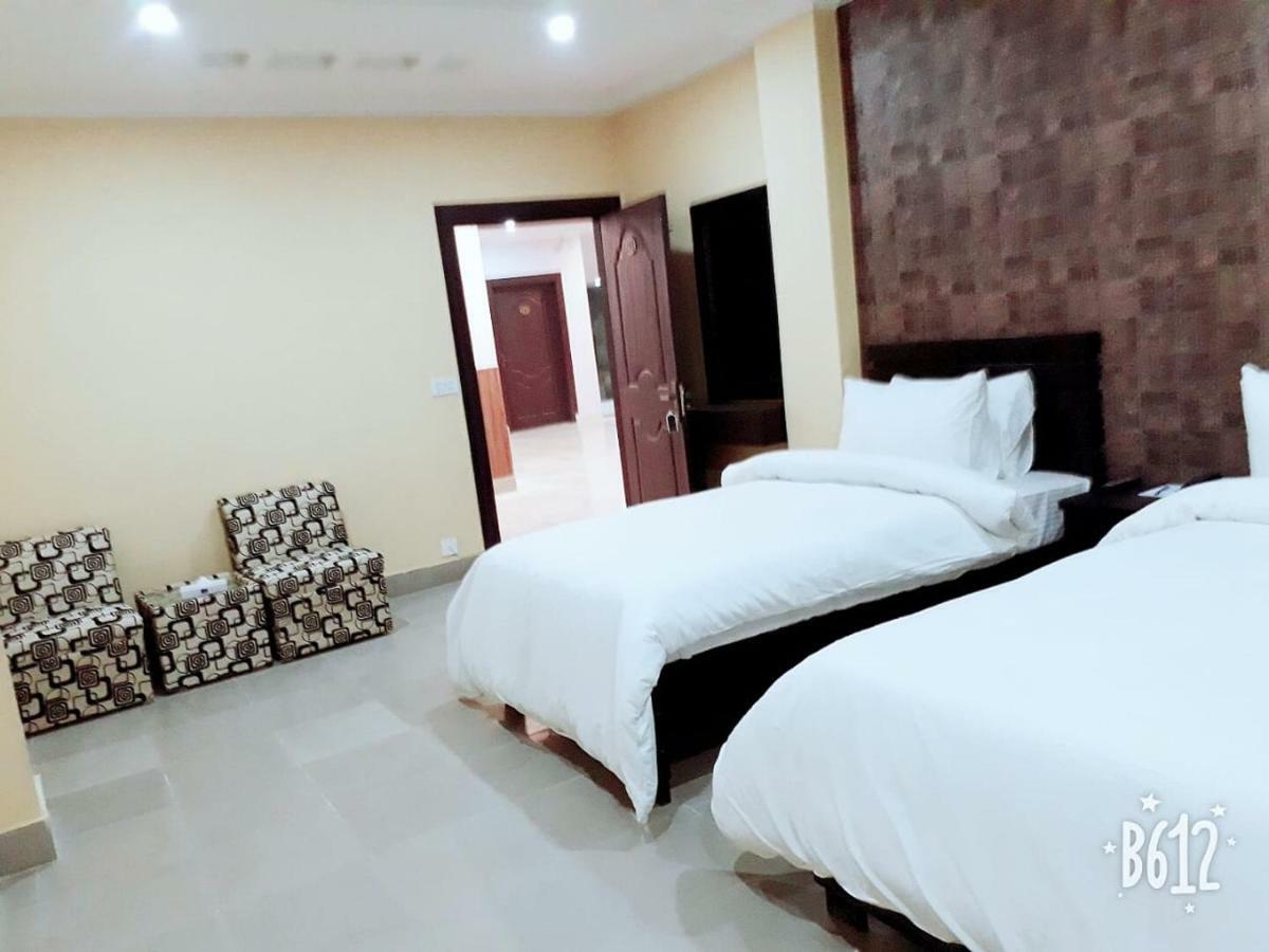 Hotel Crown Inn Multan Eksteriør bilde